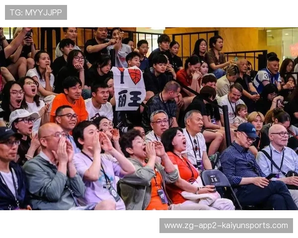 一小时极速对决!三人篮球女子系列赛在上海环球港上演,三人篮球女子小组赛